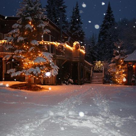 Chalets Et Studios Le Vent Du Nord Lac-Superieur Exterior foto